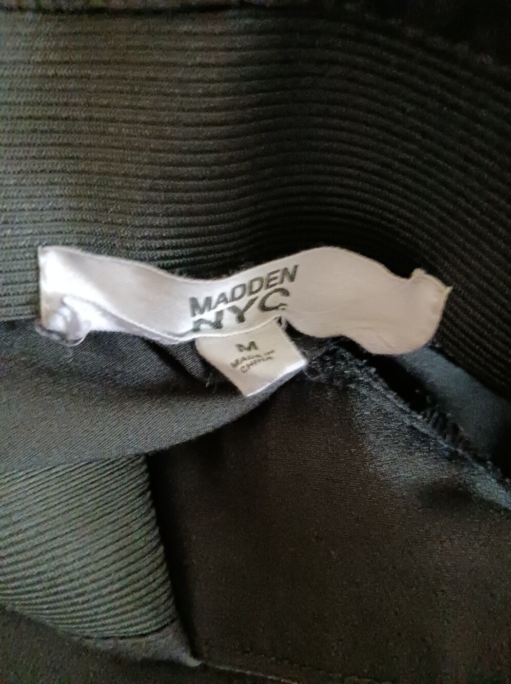 Classic Black Women's Trousers - Picture 4 of 10